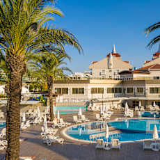 Aydınbey Famous Resort